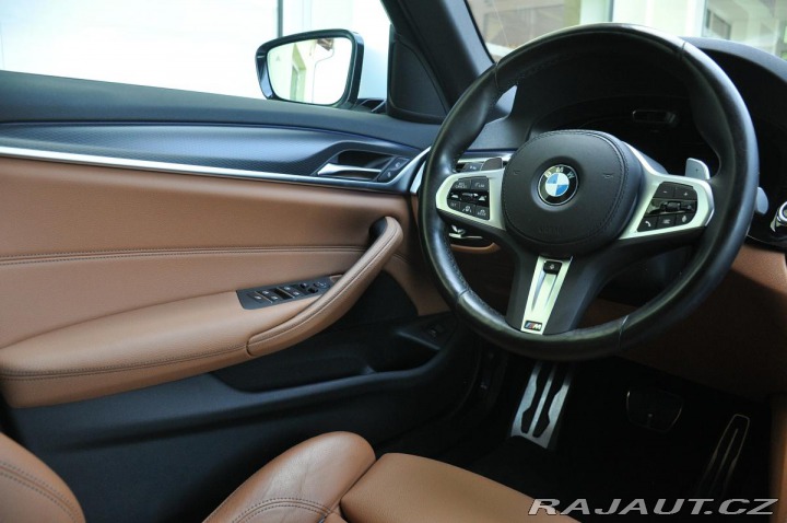 BMW 5 530xD M-SPORT LASER HUD 2023