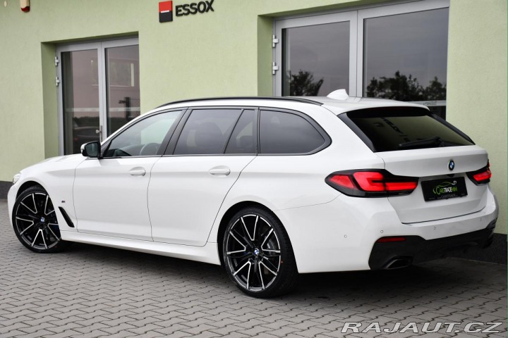 BMW 5 530xD M-SPORT LASER HUD 2 2023