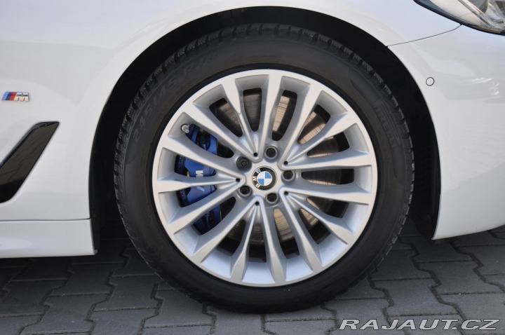 BMW 5 530xD M-SPORT LASER HUD 2023