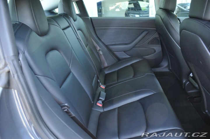Tesla Model 3 Long Range AWD REZERVACE 2021