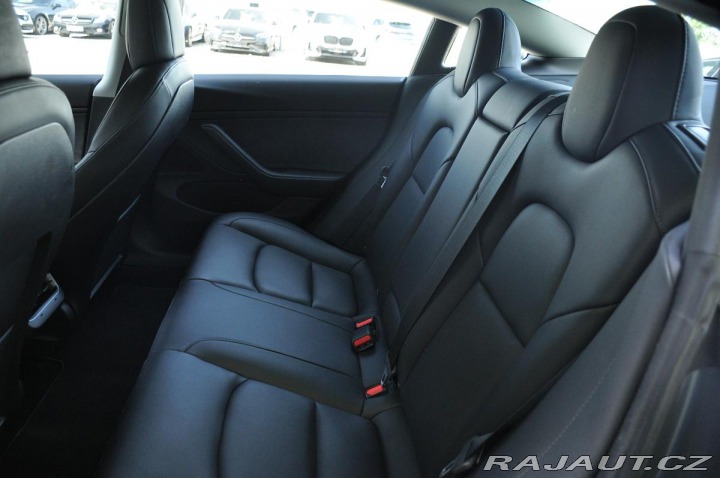 Tesla Model 3 Long Range AWD REZERVACE 2021