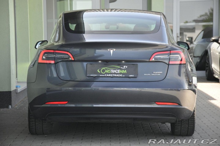 Tesla Model 3 Long Range AWD REZERVACE 2021