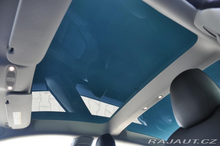 Tesla Model 3 Long Range AWD REZERVACE 2021