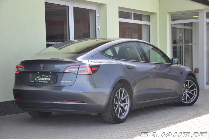 Tesla Model 3 Long Range AWD REZERVACE 2021