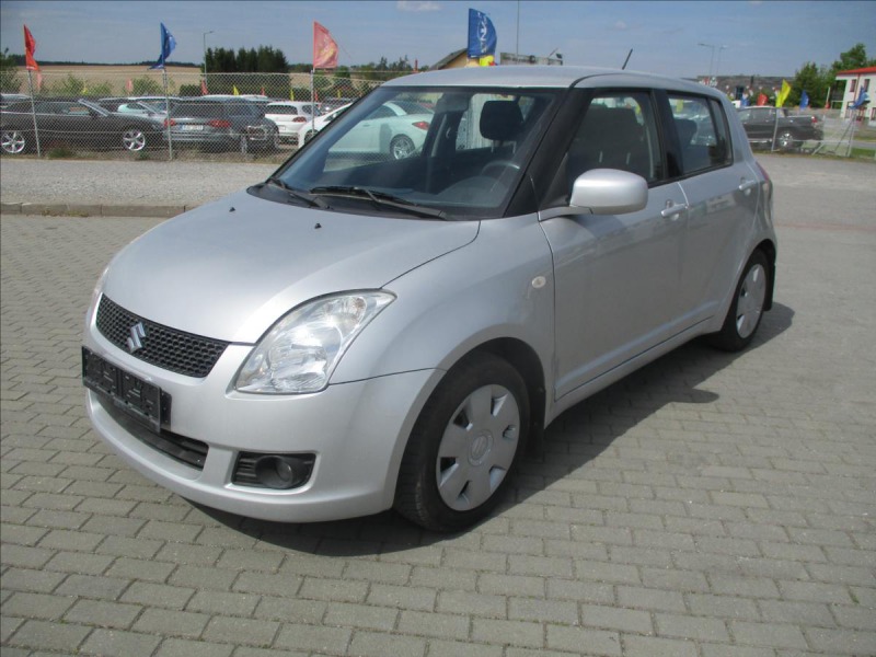 Suzuki Swift 1,3 i 67kw Klima, po STK
