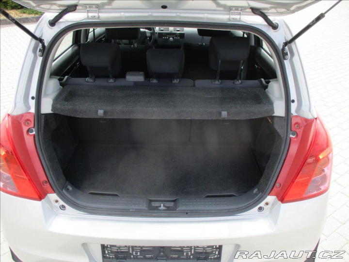 Suzuki Swift 1,3 i 67kw Klima, po STK 2009