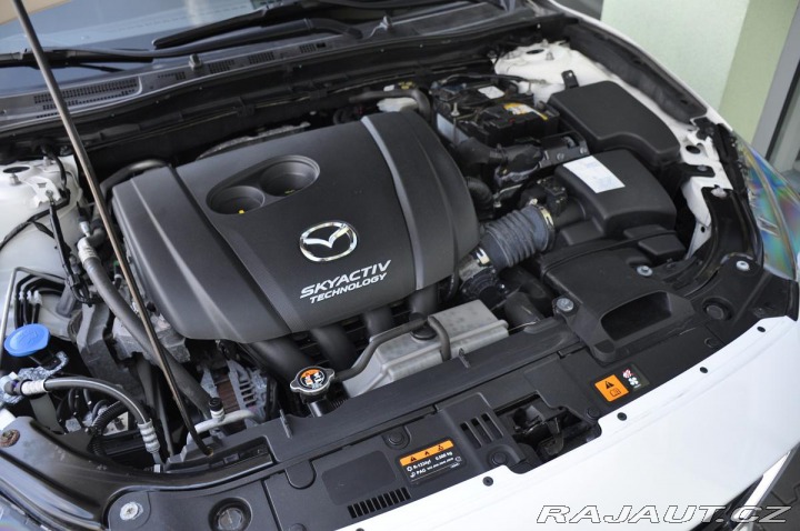 Mazda 3 2,0i Revolution 2xKola BO 2018