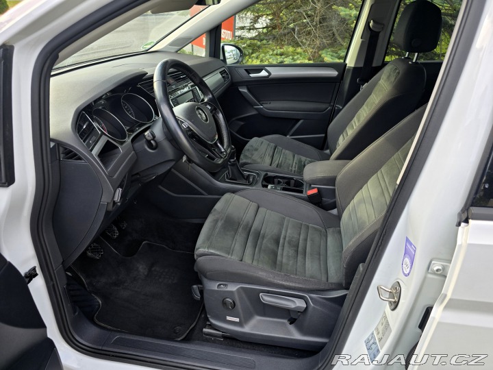 Volkswagen Touran HIGHLINE 2.0 TDi 110 KW 2016