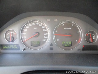 Volvo XC70 2,4 D5 136kw AWD Tažné Fa 2005