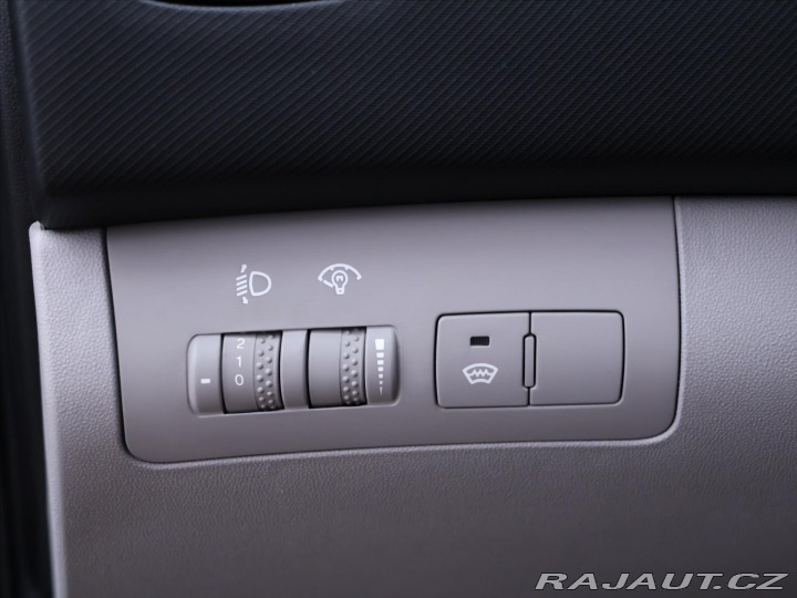 Kia Ceed 1,4 CVVT 80kW Aut.klima 1 2009