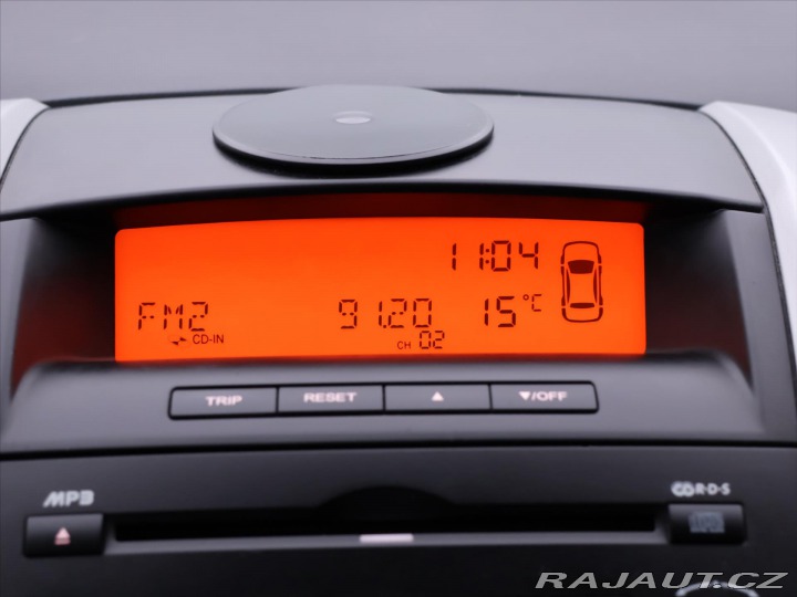 Kia Ceed 1,4 CVVT 80kW Aut.klima 1 2009