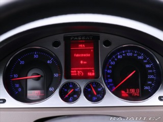 Volkswagen Passat 2,0 TDI 103kW Highline CZ 2008