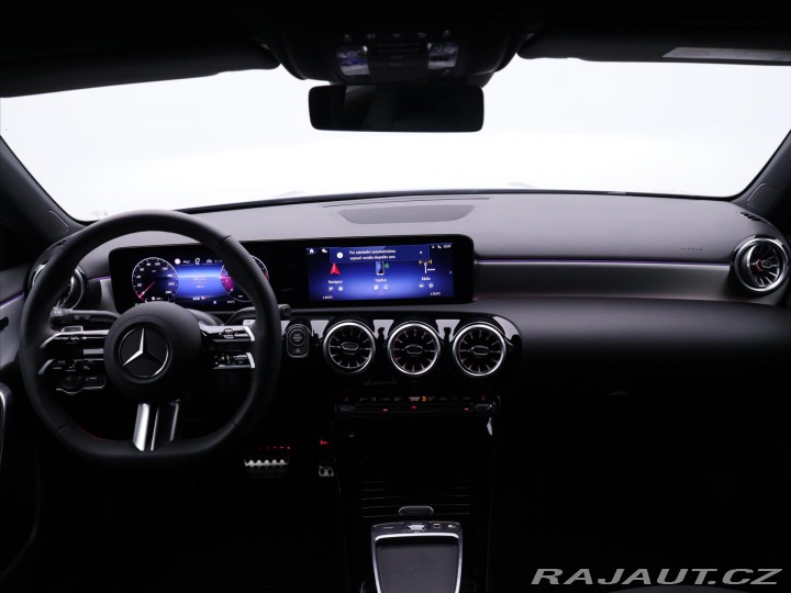 Mercedes-Benz A 2,0 200 AMG Premium 2024