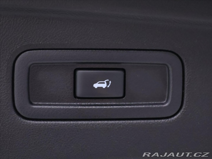 Infiniti Ostatní modely FX50 5,0 V8 287kW AWD CZ S Pre 2011