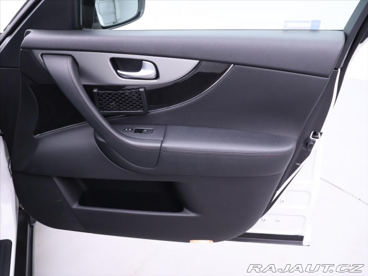 Infiniti Ostatní modely FX50 5,0 V8 287kW AWD CZ S Pre 2011