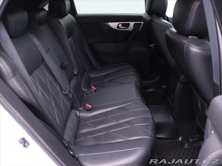 Infiniti Ostatní modely FX50 5,0 V8 287kW AWD CZ S Pre 2011