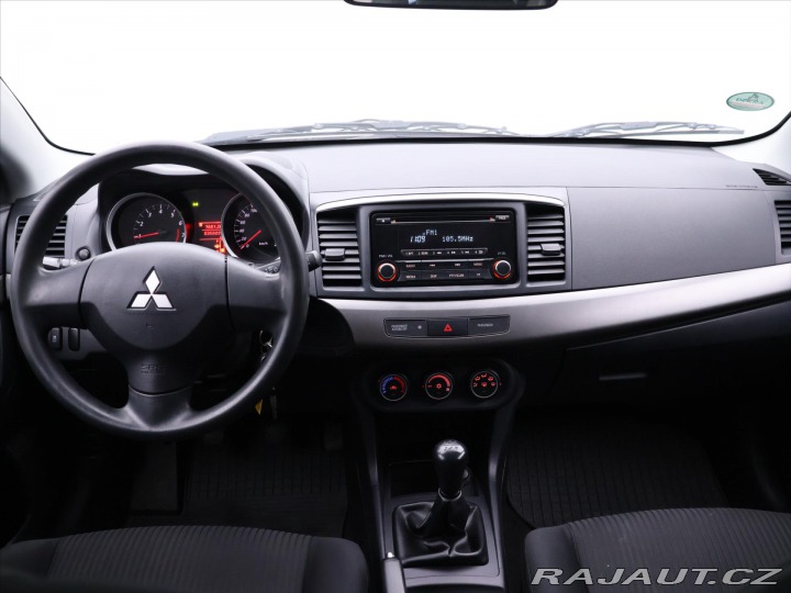 Mitsubishi Lancer 1,6 MIVEC 86kW Invite CZ 2015