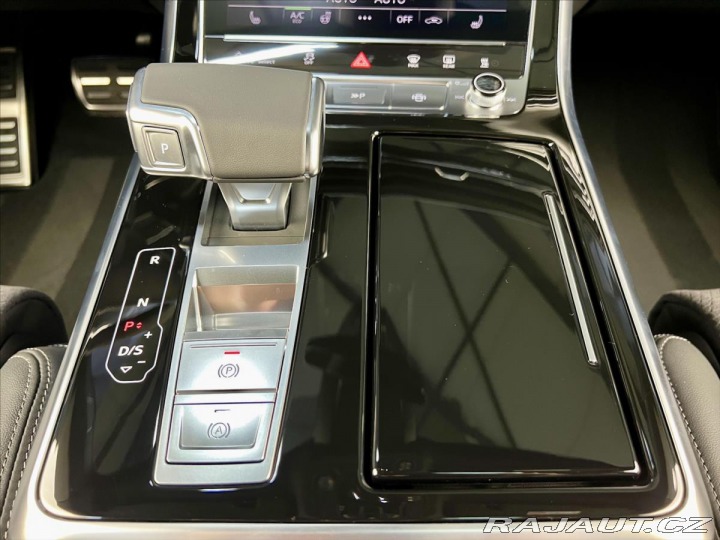 Audi Q8 50TDI QUATTRO SLINE, B&am 2025