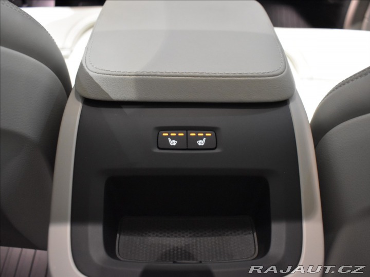 Volvo XC90 2,0 B6 AWD INS B&W,Vz 2022