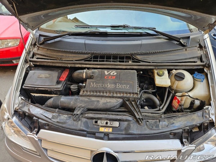 Mercedes-Benz Viano 3,0 V6 - long - tažné 1800