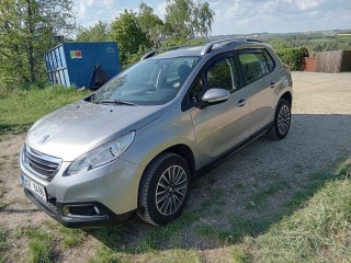 Peugeot 2008 1,2   benzín