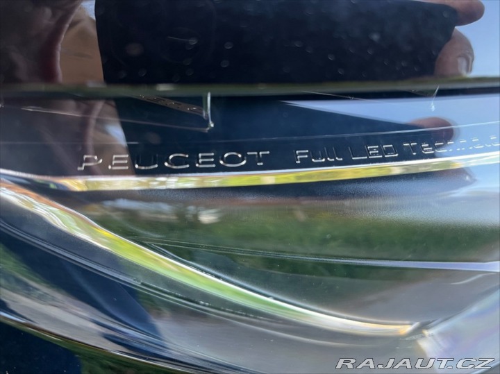 Peugeot 308 1,6 HDi LED,automat,CZ, 1800