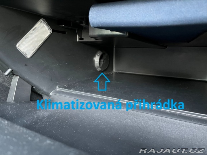 Peugeot 308 1,6 HDi LED,automat,CZ, 1800