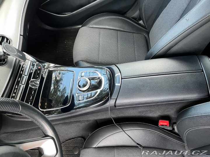 Mercedes-Benz E 2,2 E220 R.V. 10/2017 2017