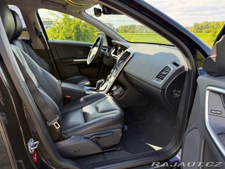 Volvo XC60 2,0 D4 Summum, 2016, 14 2016