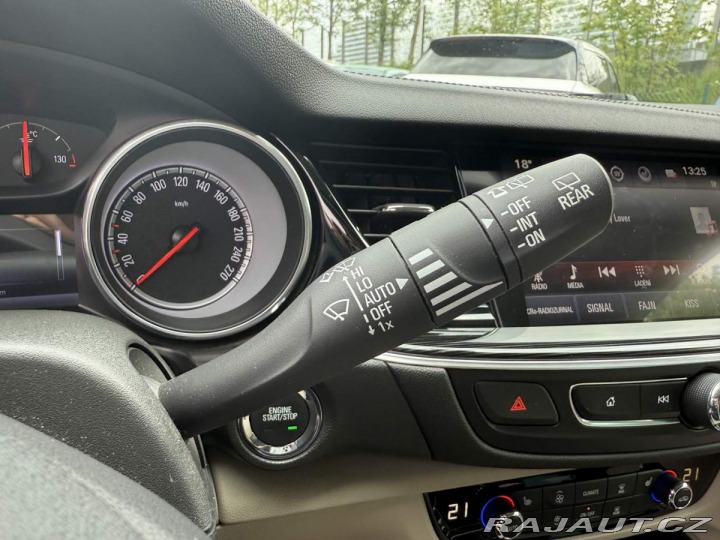 Opel Insignia ST Innovation 2.0 AWD MT 2018