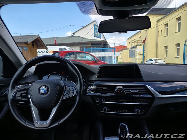 BMW 5 530D xDrive Sport Line ČR 2017