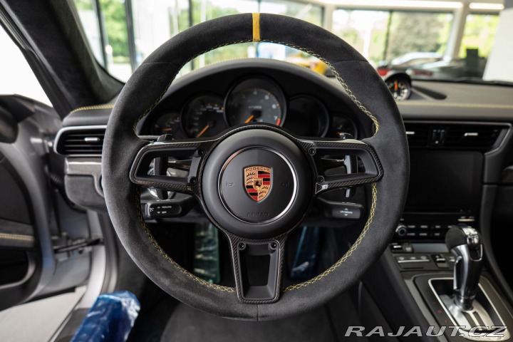 Porsche 911 GT2 RS Weissach Lift/BOSE 1800