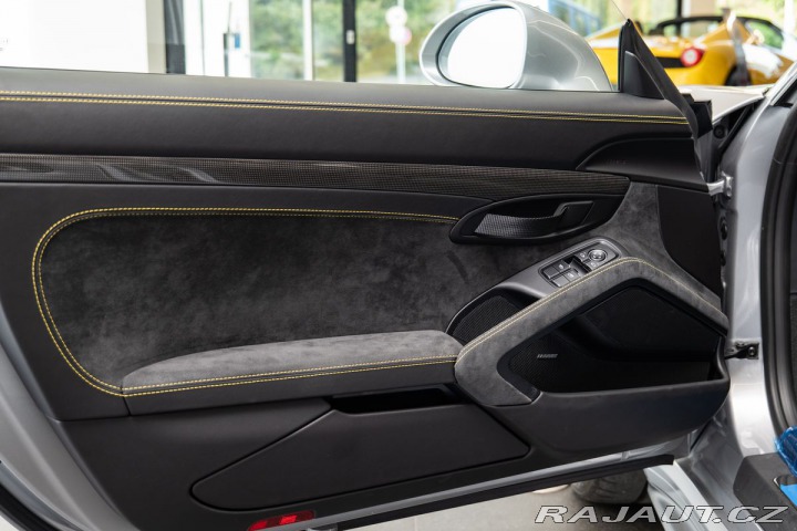 Porsche 911 GT2 RS Weissach Lift/BOSE 2018