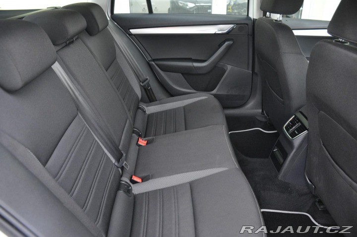 Škoda Octavia 2.0TDi DSG NAVI REZERVACE 2019