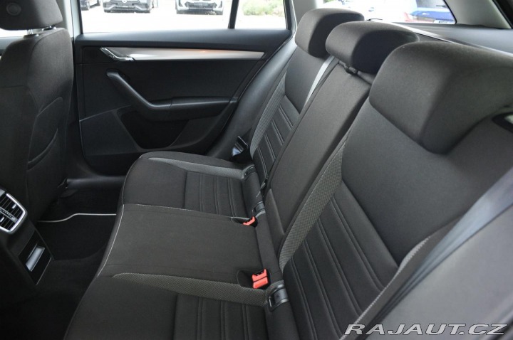 Škoda Octavia 2.0TDi DSG NAVI CARPLAY 2019
