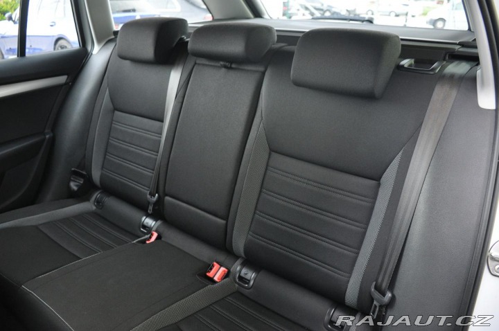 Škoda Octavia 2.0TDi DSG NAVI CARPLAY 2019