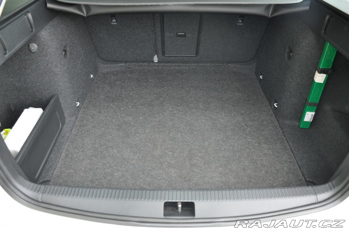 Škoda Octavia 2.0TDi DSG NAVI CARPLAY 2019