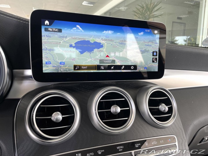 Mercedes-Benz GLC 300e 4Matic*Webasto*Tažné 2021