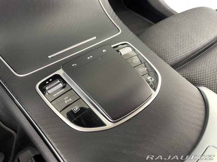 Mercedes-Benz GLC 300e 4Matic*Webasto*REZER 2021