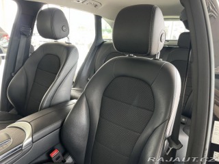 Mercedes-Benz GLC 300e 4Matic*Webasto*Tažné 2021