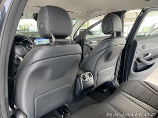 Mercedes-Benz GLC 300e 4Matic*Webasto*Tažné 2021