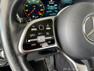 Mercedes-Benz GLC 300e 4Matic*Webasto*Tažné 2021