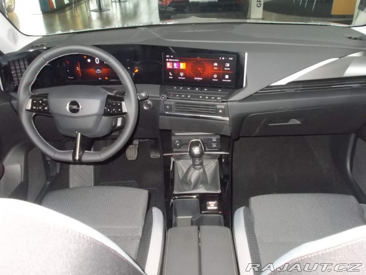 Opel Astra Edition ST 1.2 TURBO (81k 2024