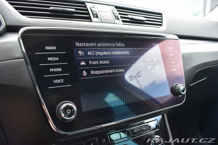 Škoda Superb 2.0 TDI STYLE*DSG*TAŽNÉ*M 2021