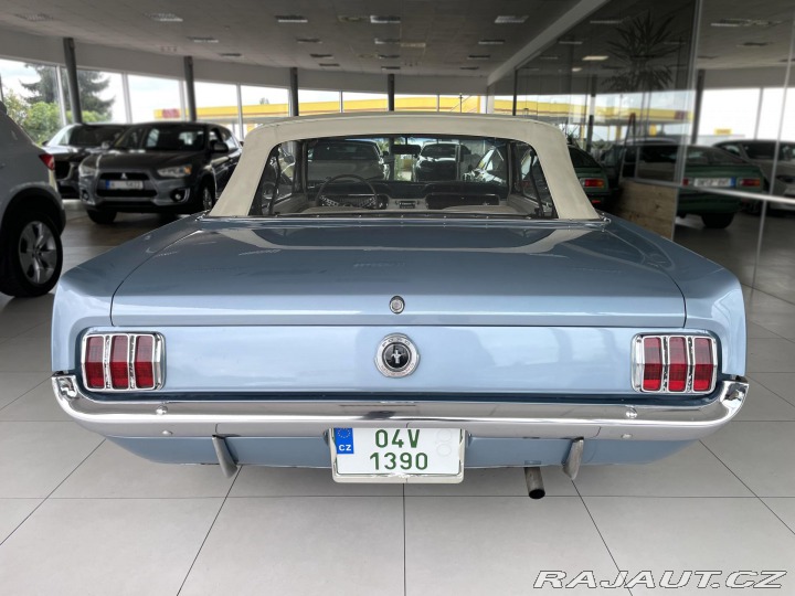 Ford Mustang Cabrio*manuál*Velmi zacho 1965
