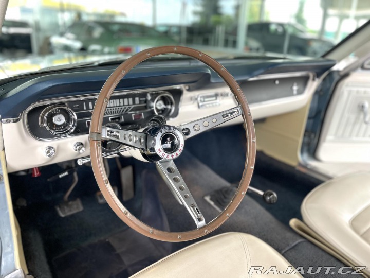 Ford Mustang Cabrio*manuál*Velmi zacho 1965