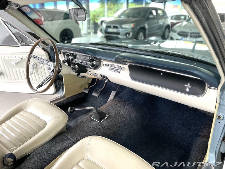 Ford Mustang Cabrio*manuál*Velmi zacho 1965