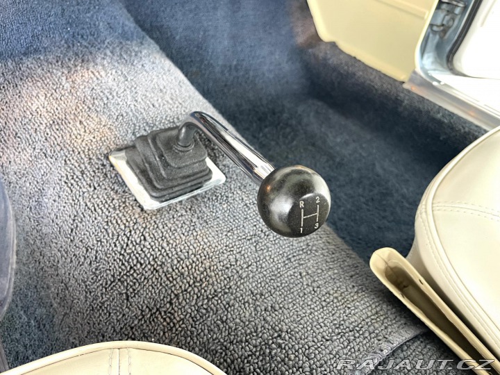 Ford Mustang Cabrio*manuál*Velmi zacho 1965