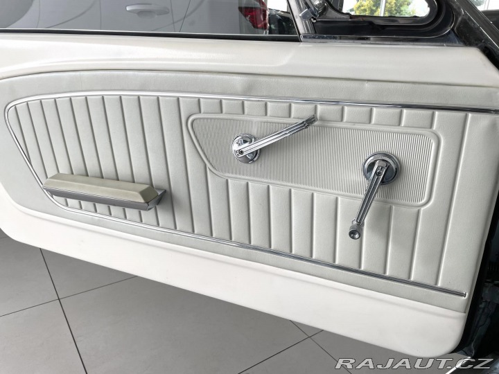 Ford Mustang Cabrio*manuál*Velmi zacho 1965