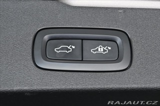 Volvo V60 2,0 D4 140 kW AWD CROSS C 2020